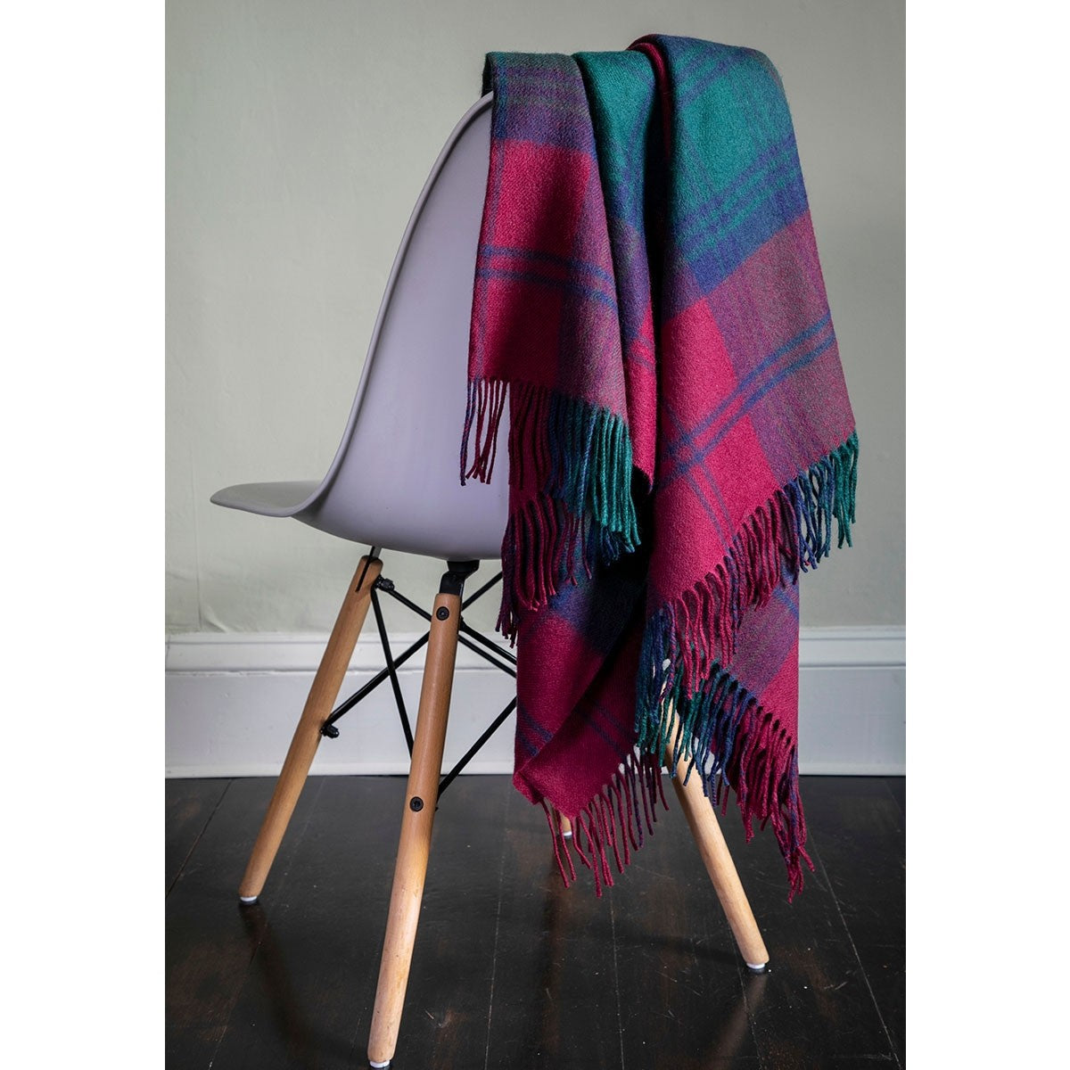 Lindsay Modern Tartan Lambswool Blanket Alberene Royal Mail
