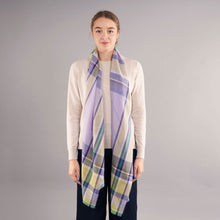 Load image into Gallery viewer, Largo Lilac Alba Extra Fine Merino Wool Stole
