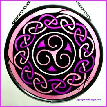 Breton Triskele, Pink Roundel